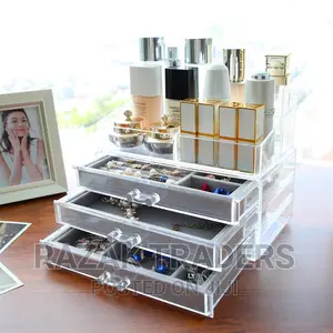 Cosmetics Storage Organizer/Make Up Organizer