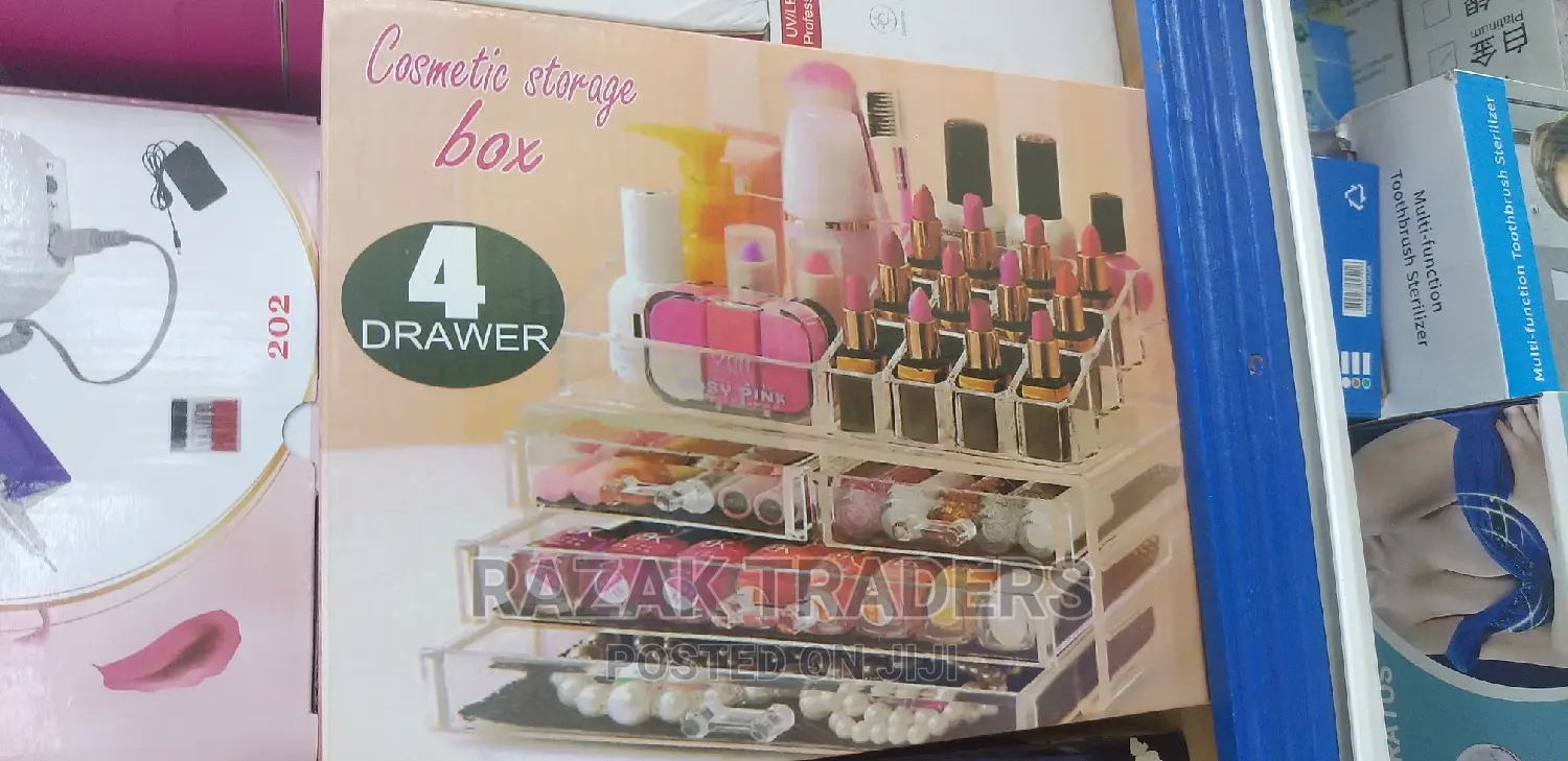 Cosmetics Storage Organizer/Make Up Organizer