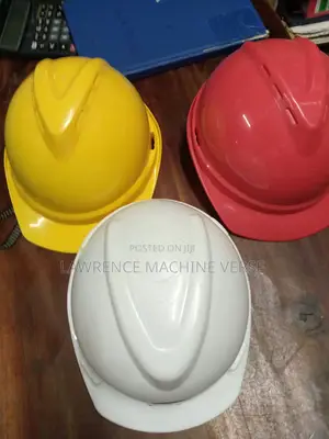 Helmet Kens Plastics