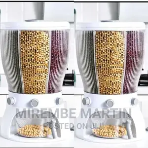 4 in 1 Rotating Food Dispenser