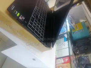 New Laptop HP Pavilion 15 16GB AMD Ryzen 5 SSD 512GB