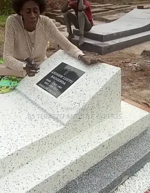 Grave Finishing (Terrazo)
