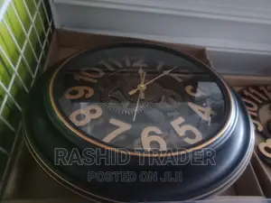 Moving Gear Clocks
