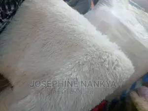 Fluffy Centre Carpet, White