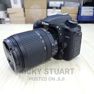 Nikon D7500