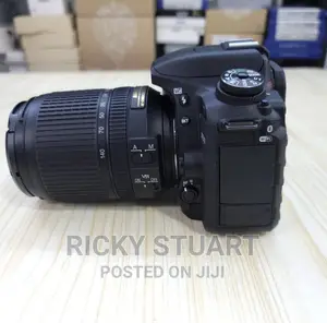Nikon D7500