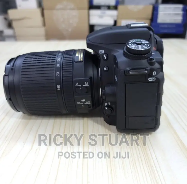 Nikon D7500