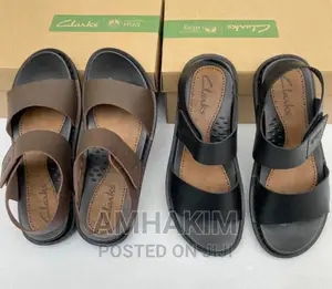 New Clarks Opens in Stock
