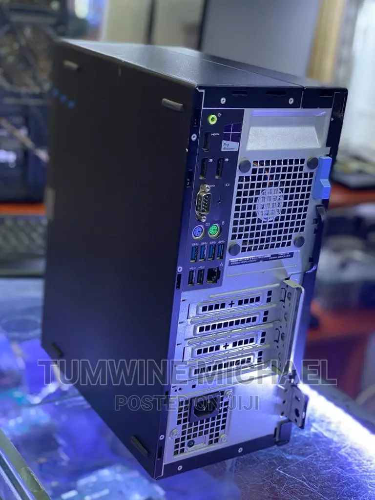 Desktop Computer Dell OptiPlex 5050 4GB Intel Core I5 HDD 500GB