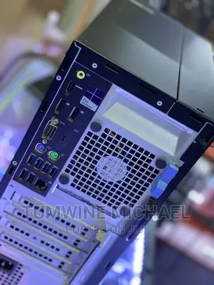Desktop Computer Dell OptiPlex 5050 4GB Intel Core I5 HDD 500GB