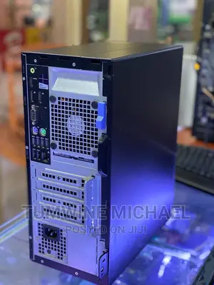 Desktop Computer Dell OptiPlex 5050 4GB Intel Core I5 HDD 500GB