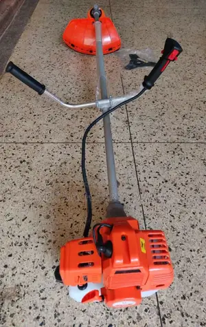 Grass Cutter/Brush Cutter/ Brush Trimmer