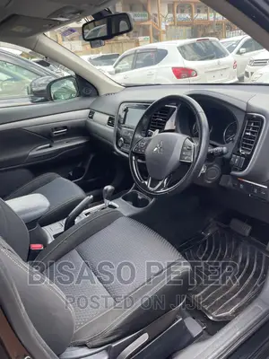 Mitsubishi Outlander 2016 Black