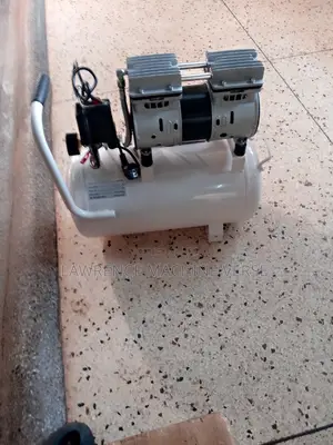 Silent Air Compressor 25 L