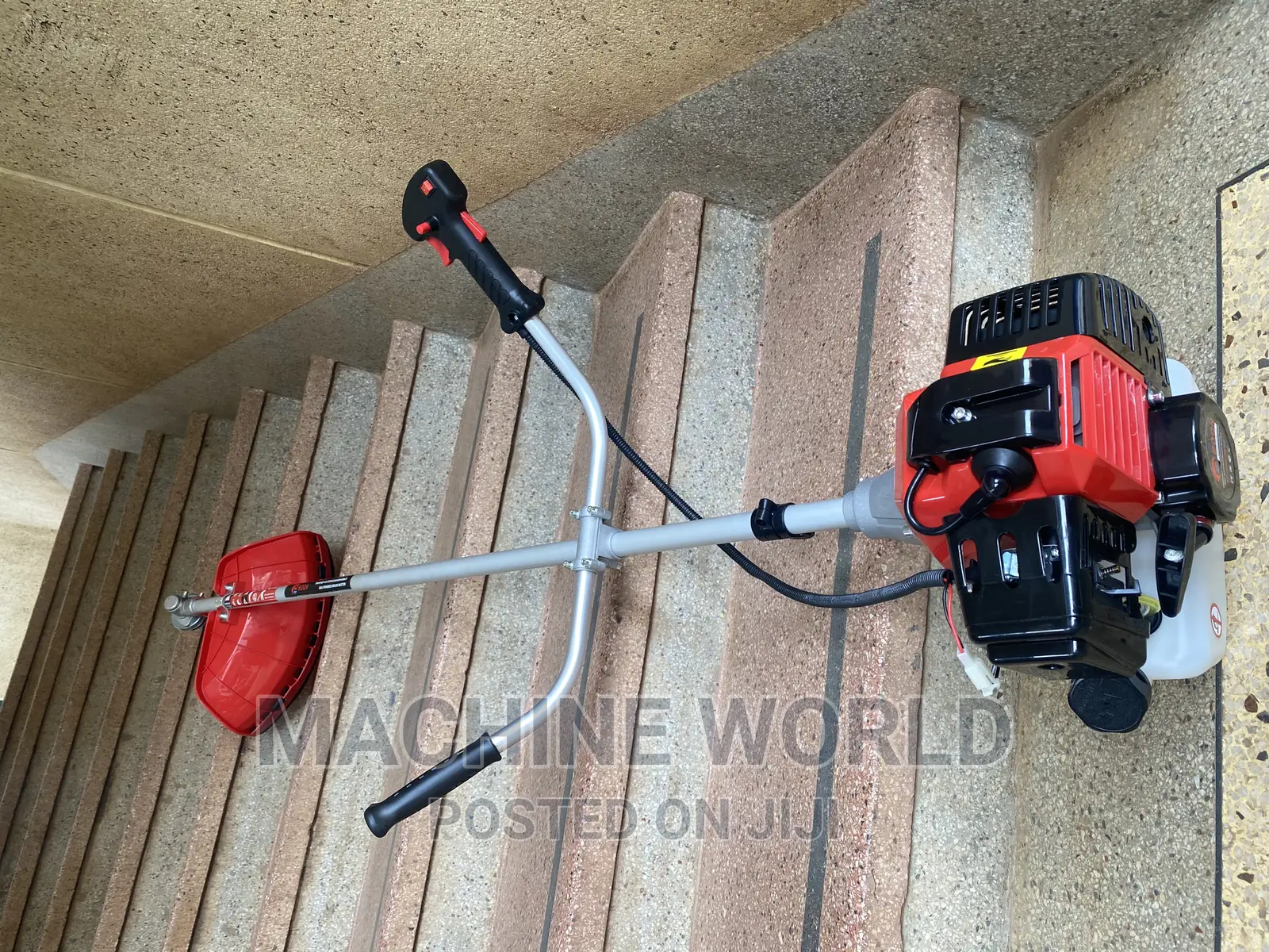 Grass Cutting Machine