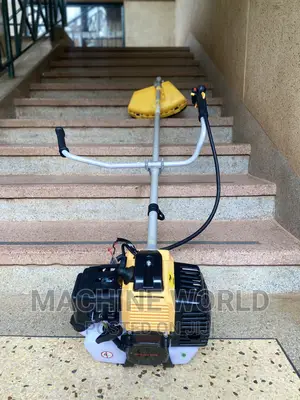 Grass Cutting Machine