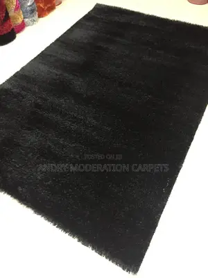 Fluffy Center Rugs