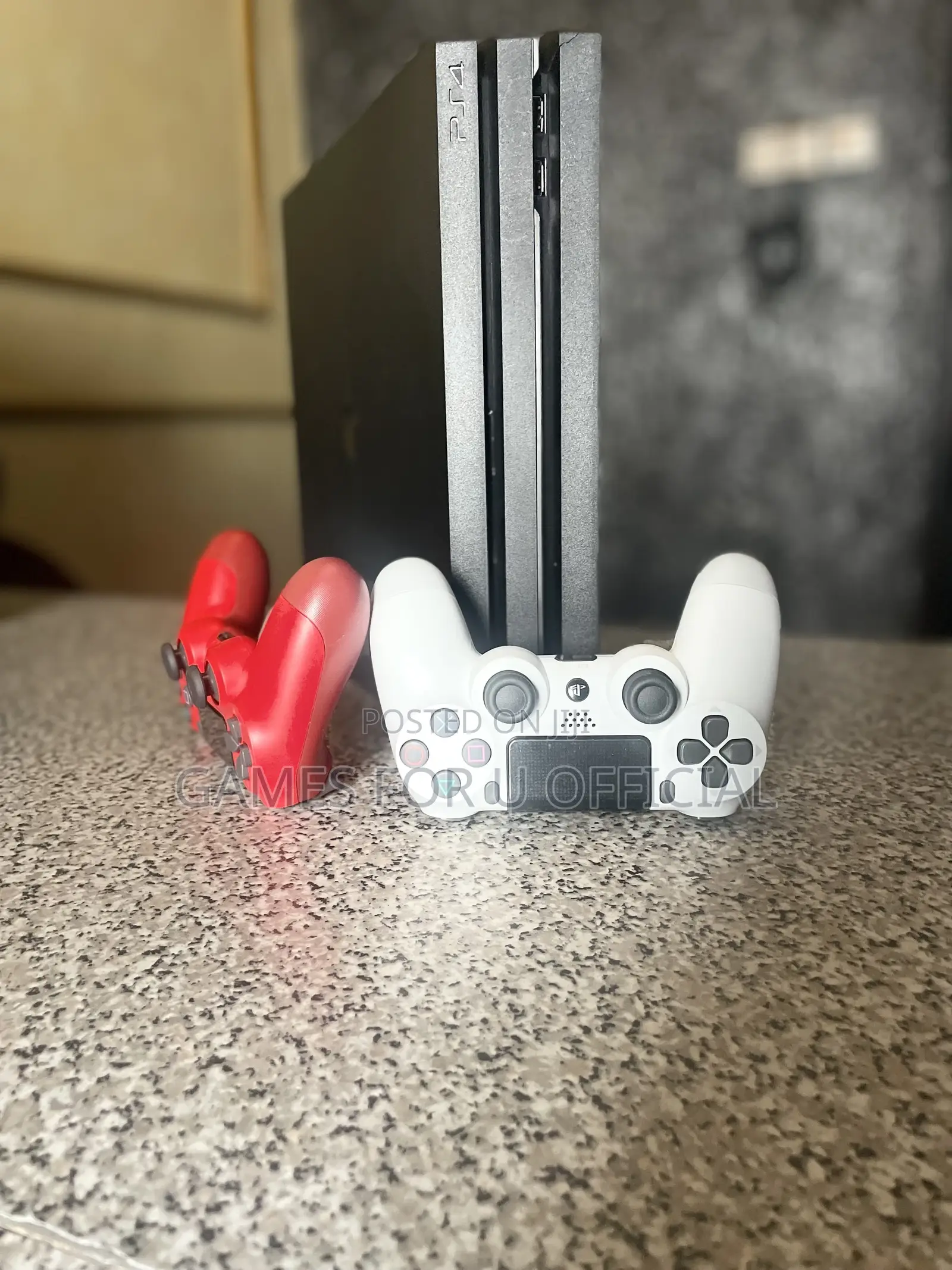 Ps4 PRO Black Console Set