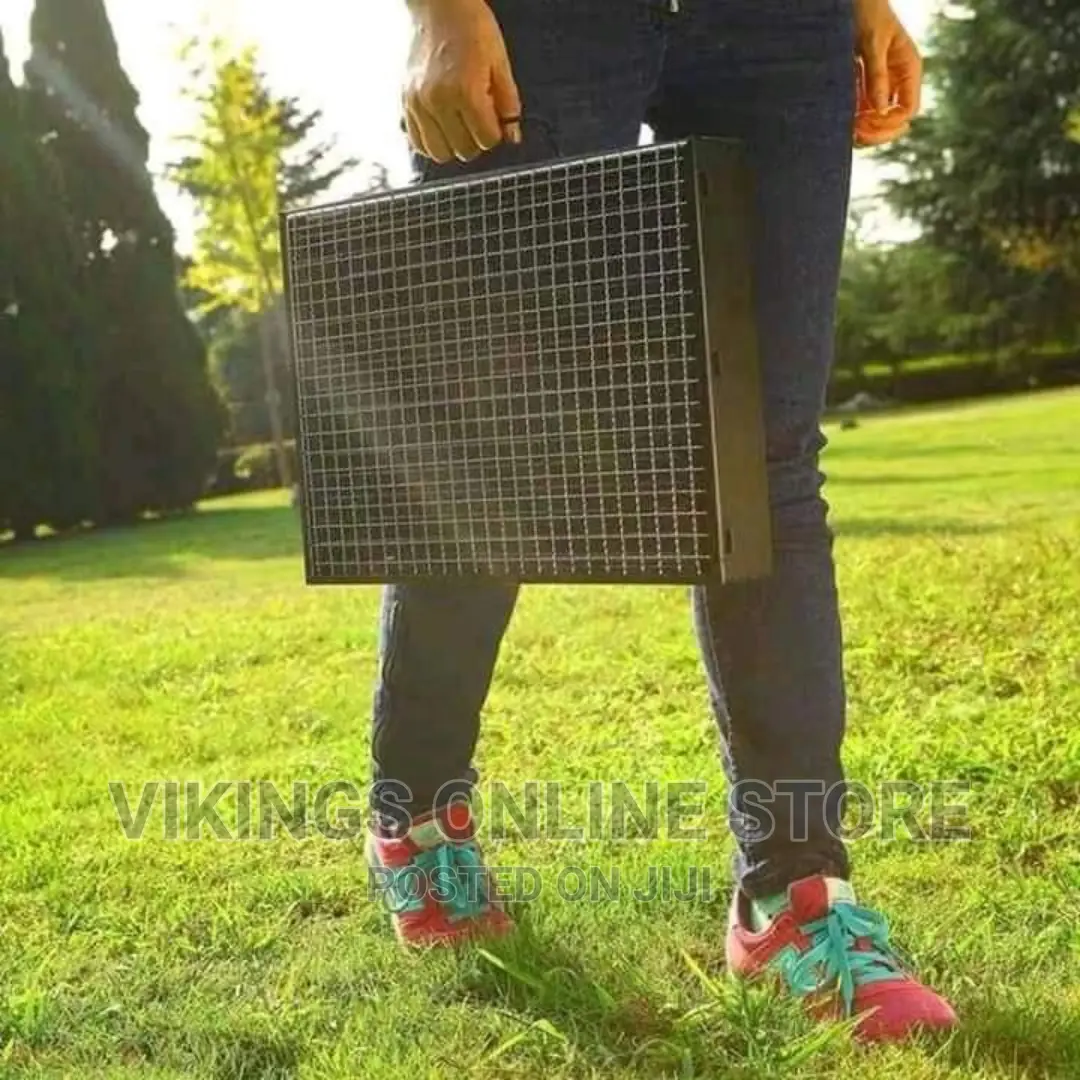 Barbecue Charcoal Grill Foldable and Portable Design