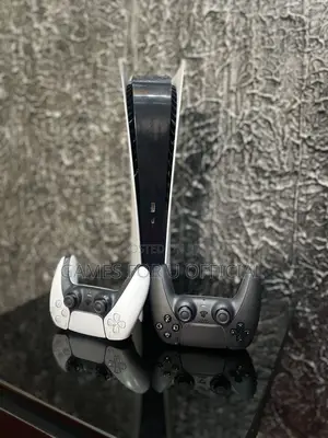Uk Used Ps5 Digital Set