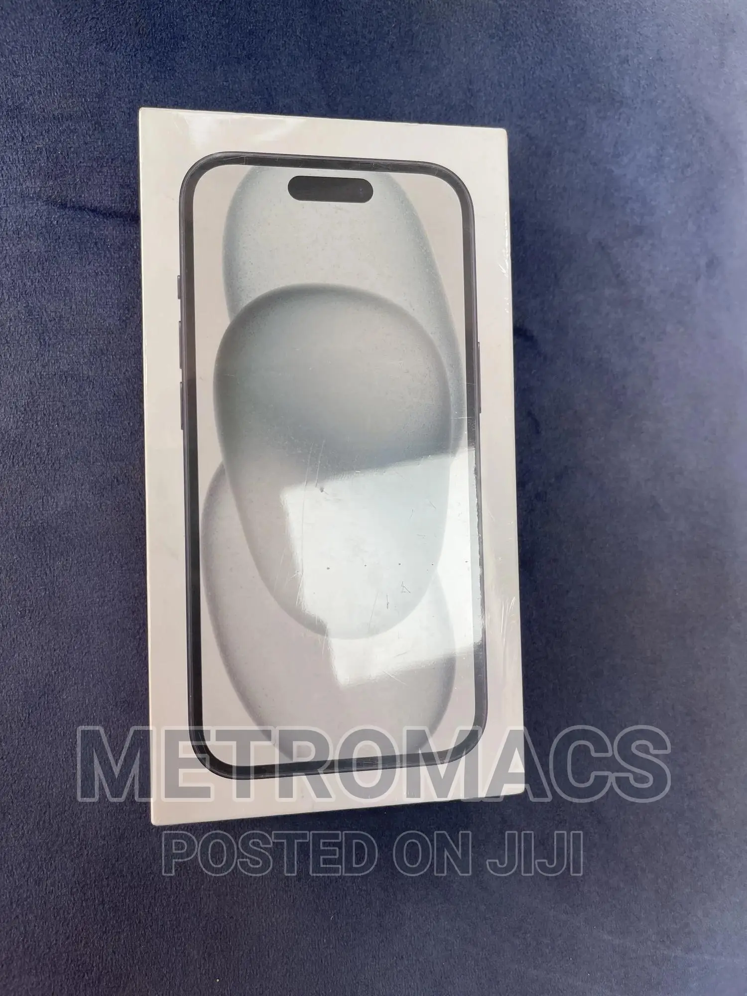 New Apple iPhone 15 128 GB Black