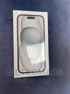 New Apple iPhone 15 128 GB Black