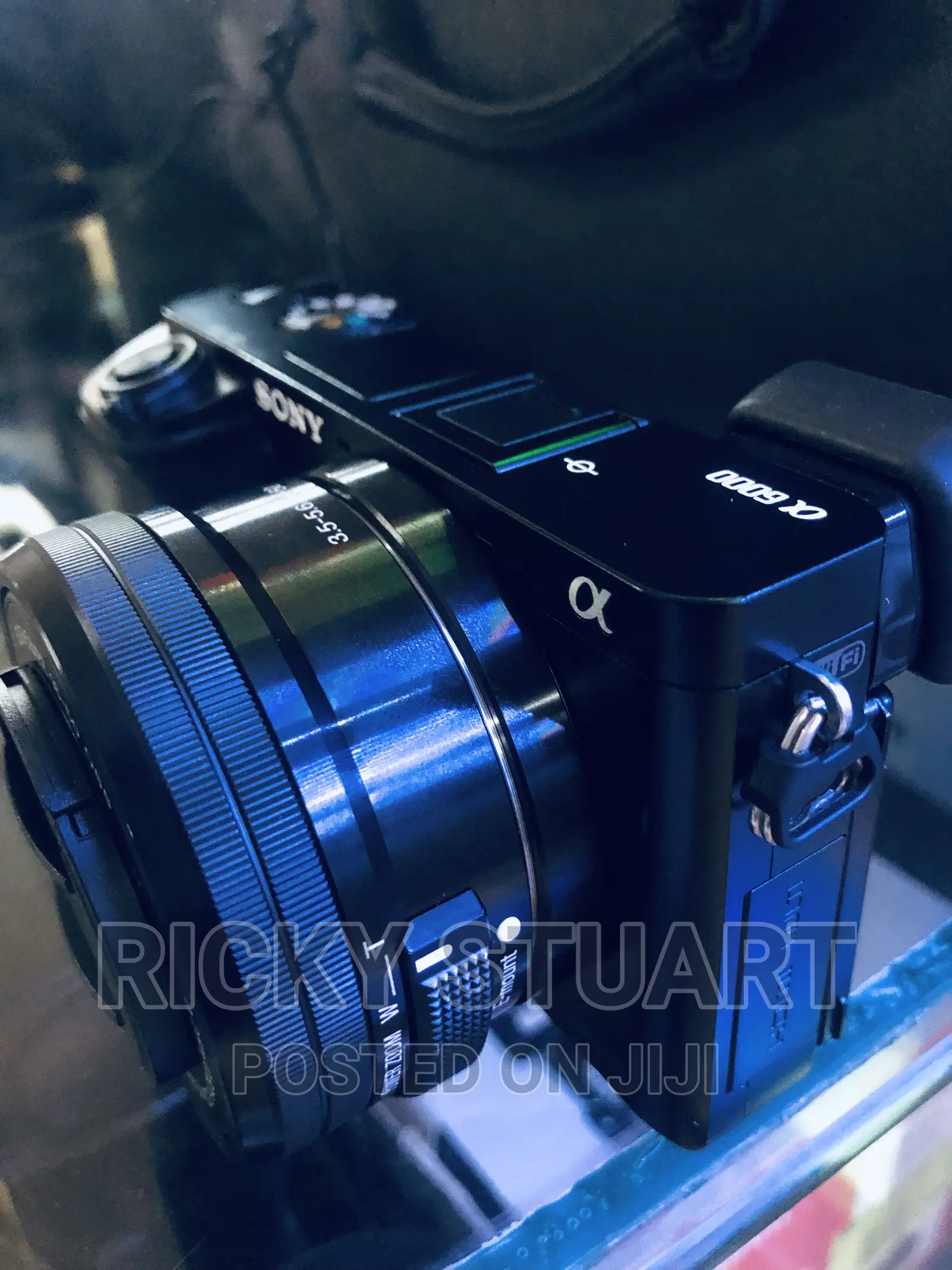 Sony A6000