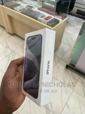 New Apple iPhone 15 Pro 128 GB Black