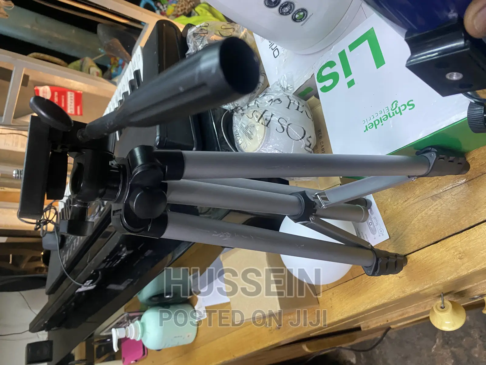 Tripod Stand UK