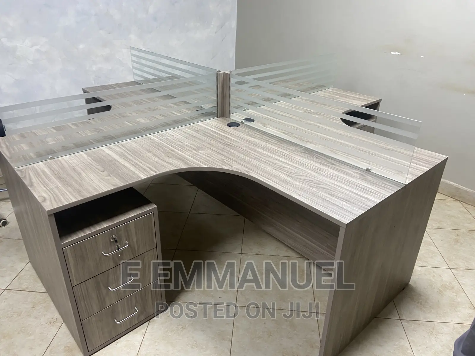 Four Seater Work Station