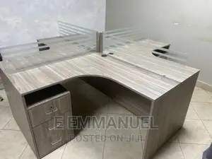 Four Seater Work Station