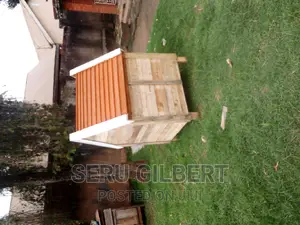 Mehgf Dog House Available