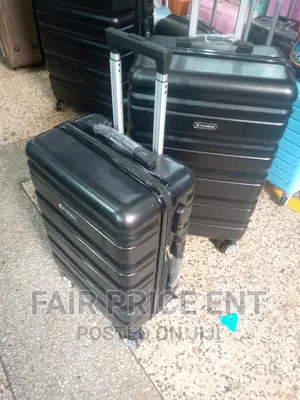 Executive Vip Plastic Suitcase. Large (Pink)