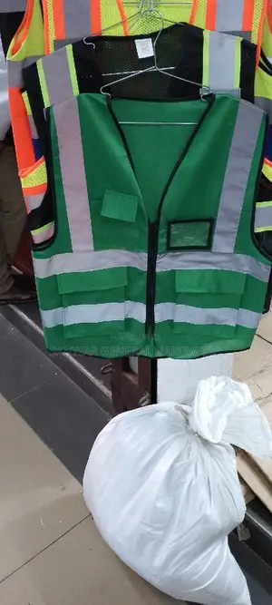 Green,Zip&Pocket Reflector Jackets