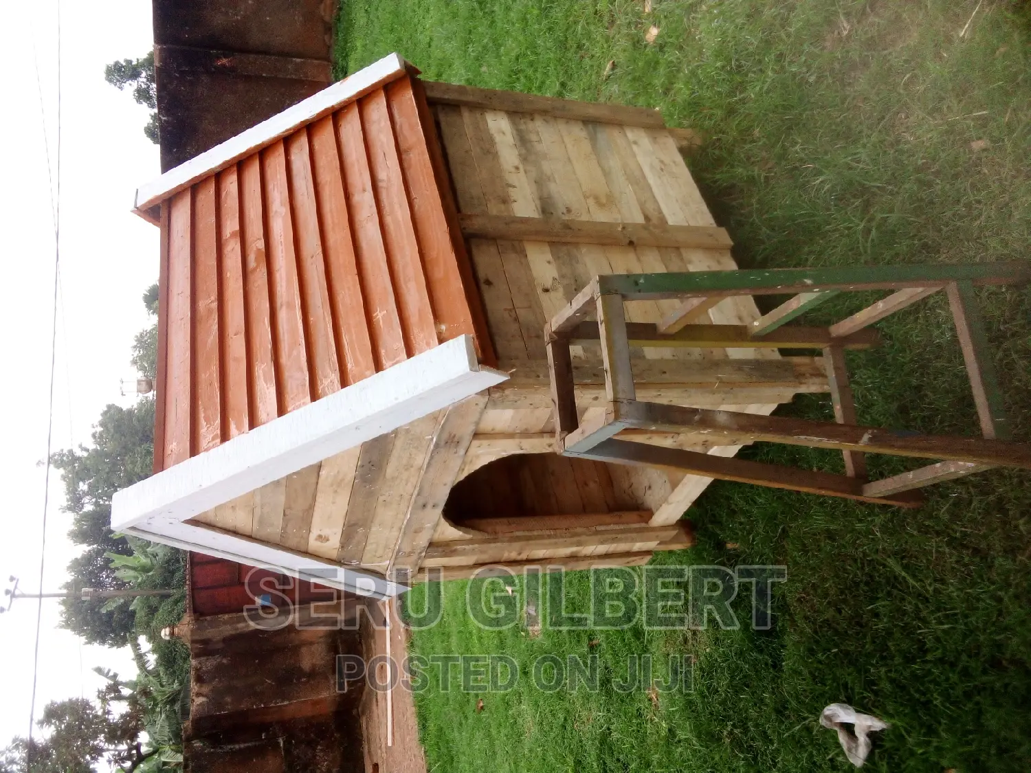 Ihf Dog House Available