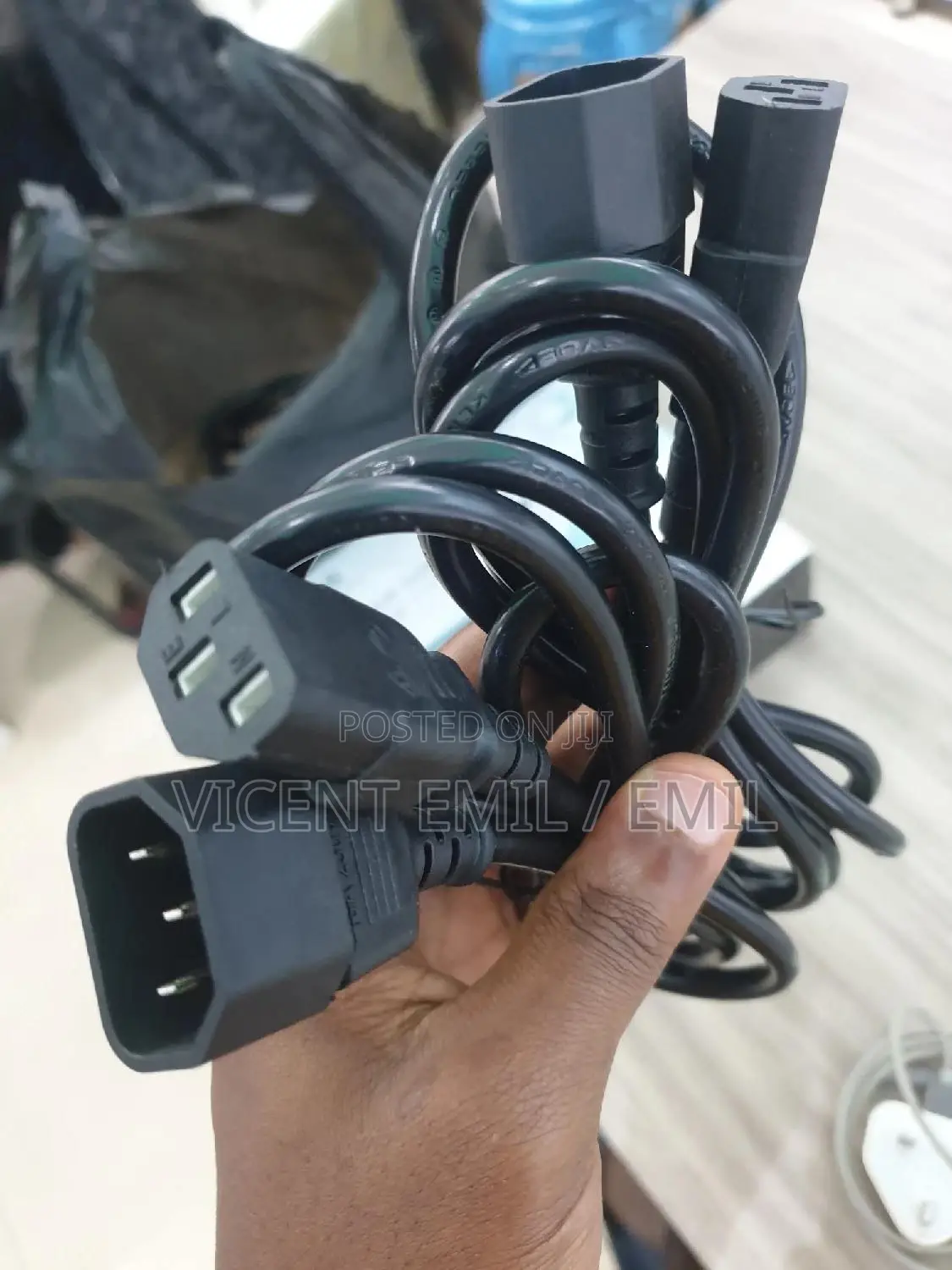 Loop Cables