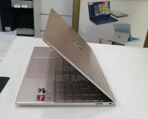 New Laptop HP Pavilion 13 16GB AMD Ryzen 7 SSD 1T