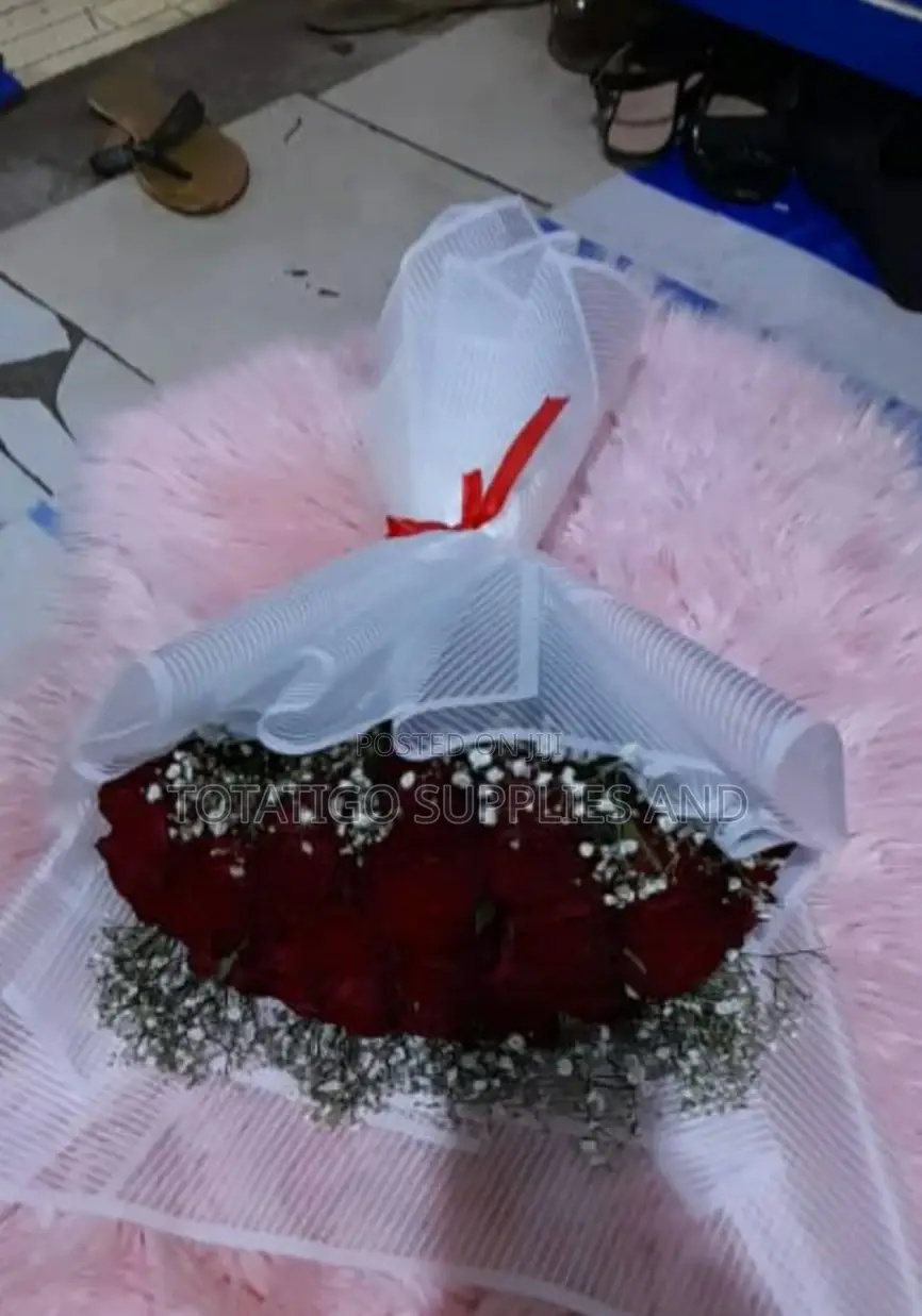 White Hand Bouquet