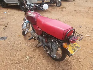 Bajaj Boxer 2018 Red