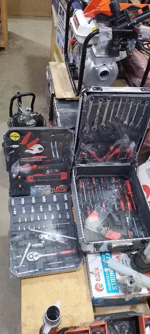 187,Pcs Tool Box(Silver Suite Case) (Dec-Offer)