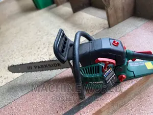 Chainsaw Machine