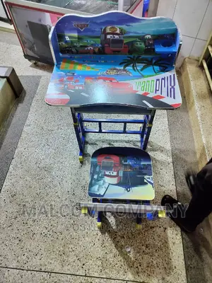 Children's Strong Reading Table