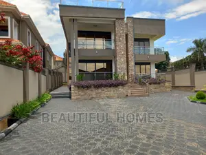 Furnished 6bdrm Duplex in Munyonyo, Makindye for sale