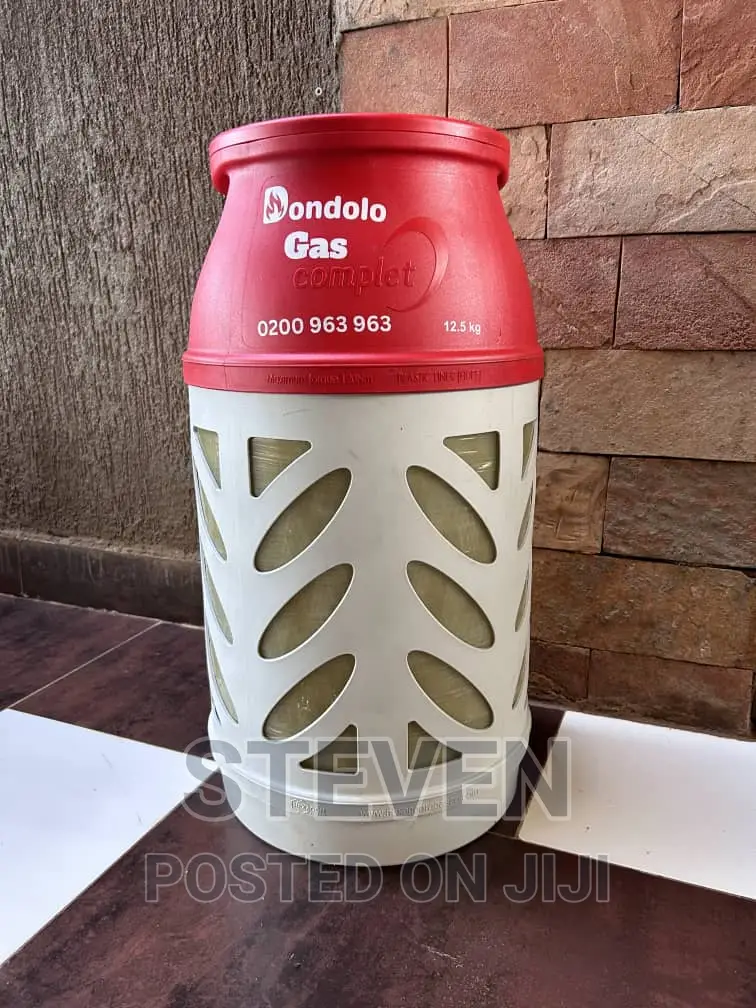 Composite Gas Cylinder With Gas