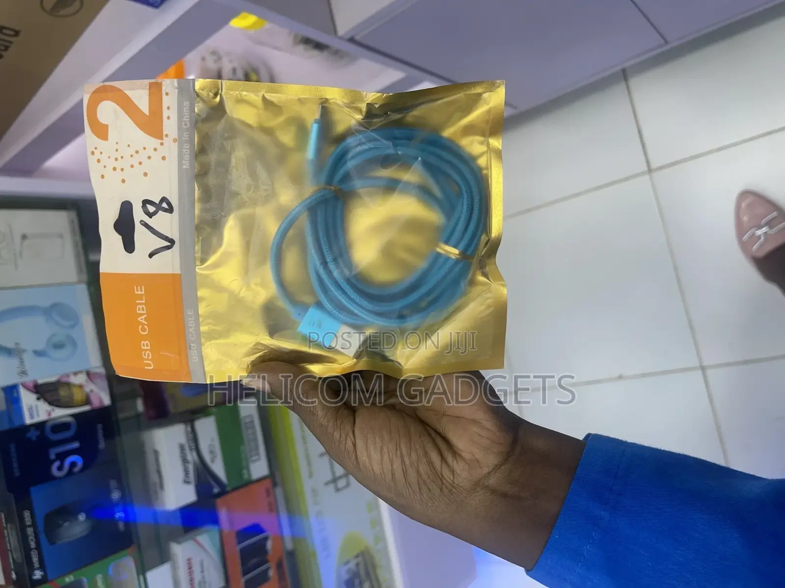 USB Cable V8