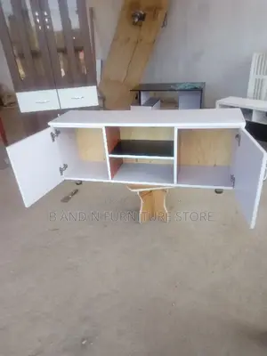 Excellent TV Stand in 4 by 1.2fts