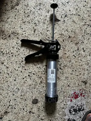 Silicone Gun