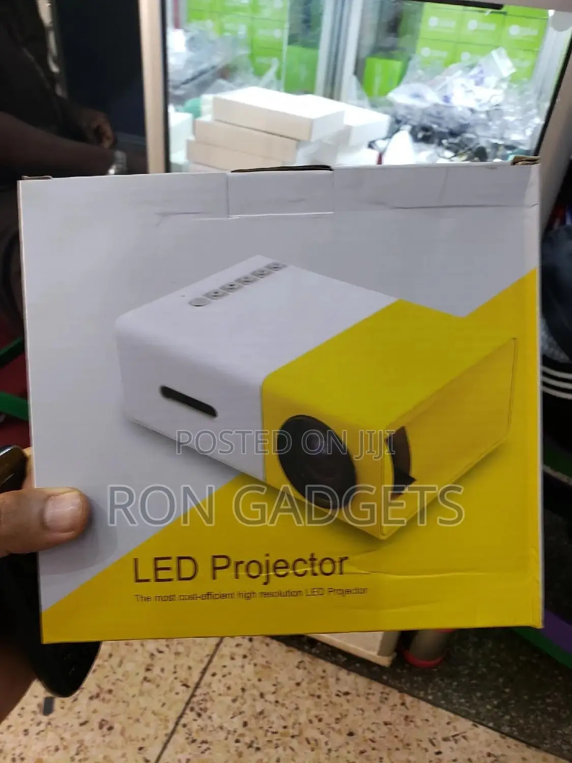 Small Mini Projector