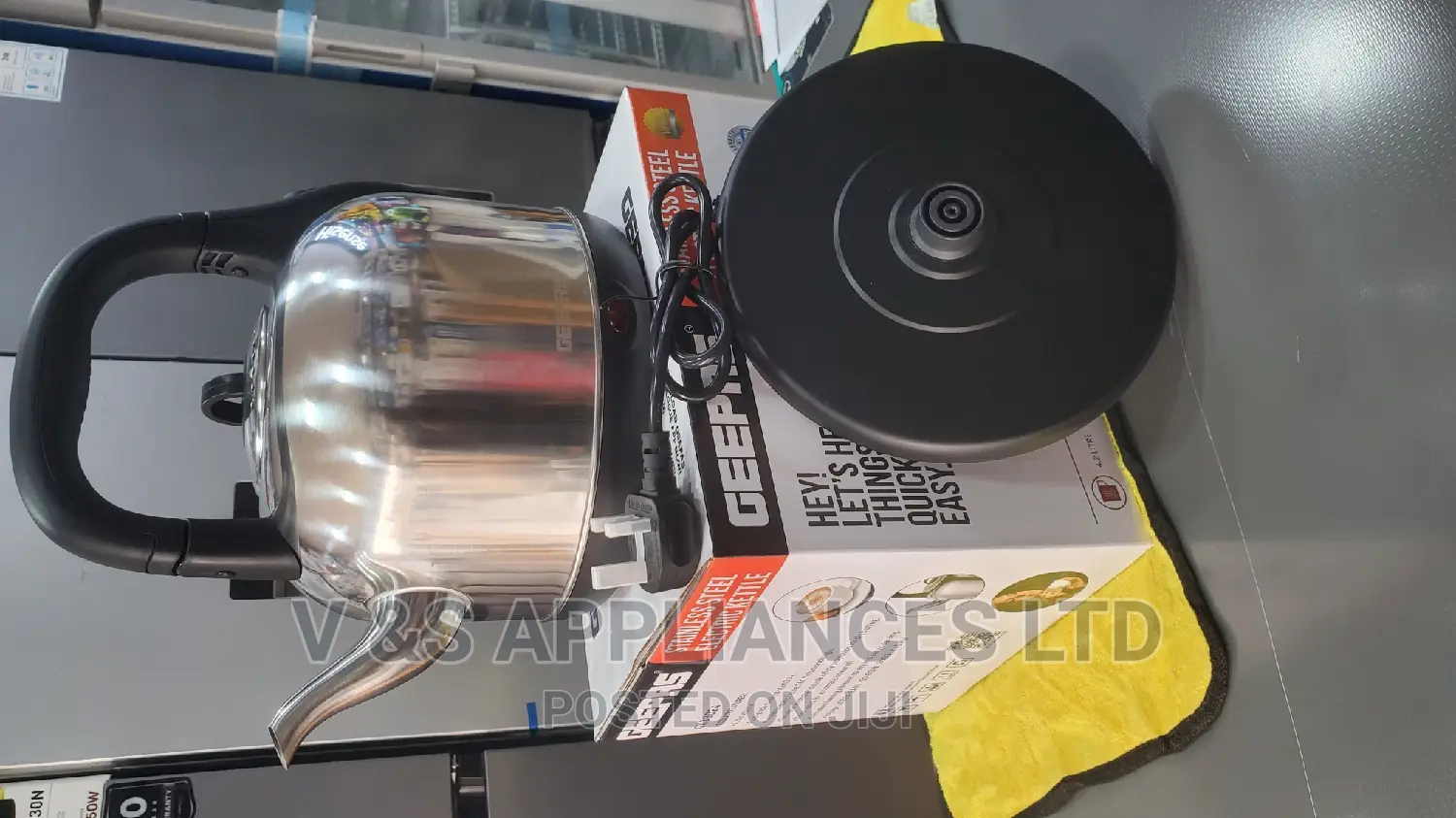 Geepas Stainless Electric Kettle