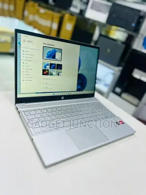 New Laptop HP Pavilion 15 16GB AMD Ryzen 5 SSD 512GB